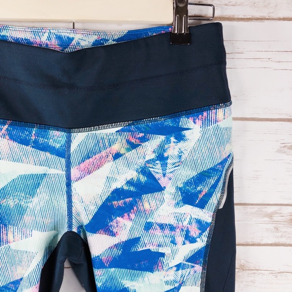 Athleta blue pink geometric print athletic legging - Picture 4 of 8